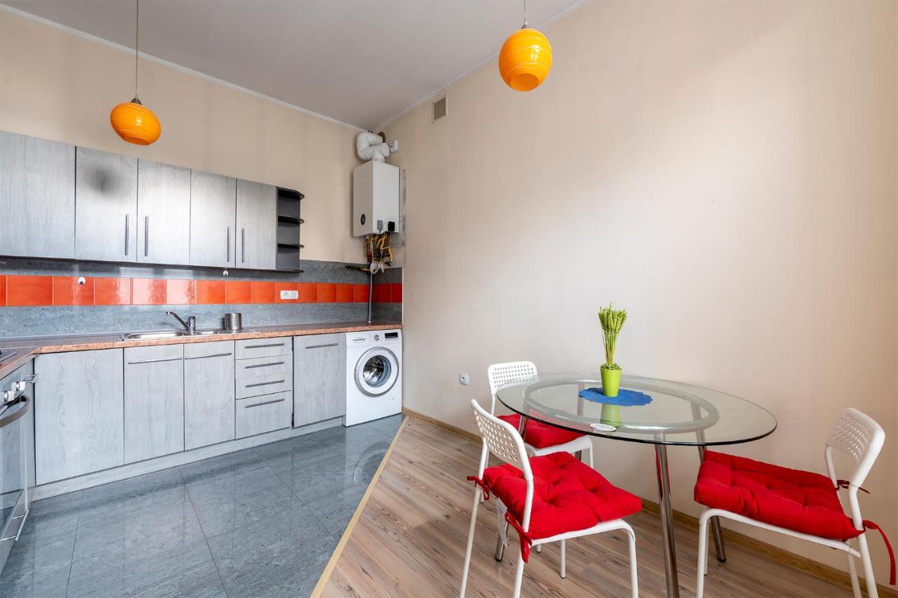 Essence Of Lodz-145M!Central-Secured-Comfy18Ppl!&Freeparking 외부 사진