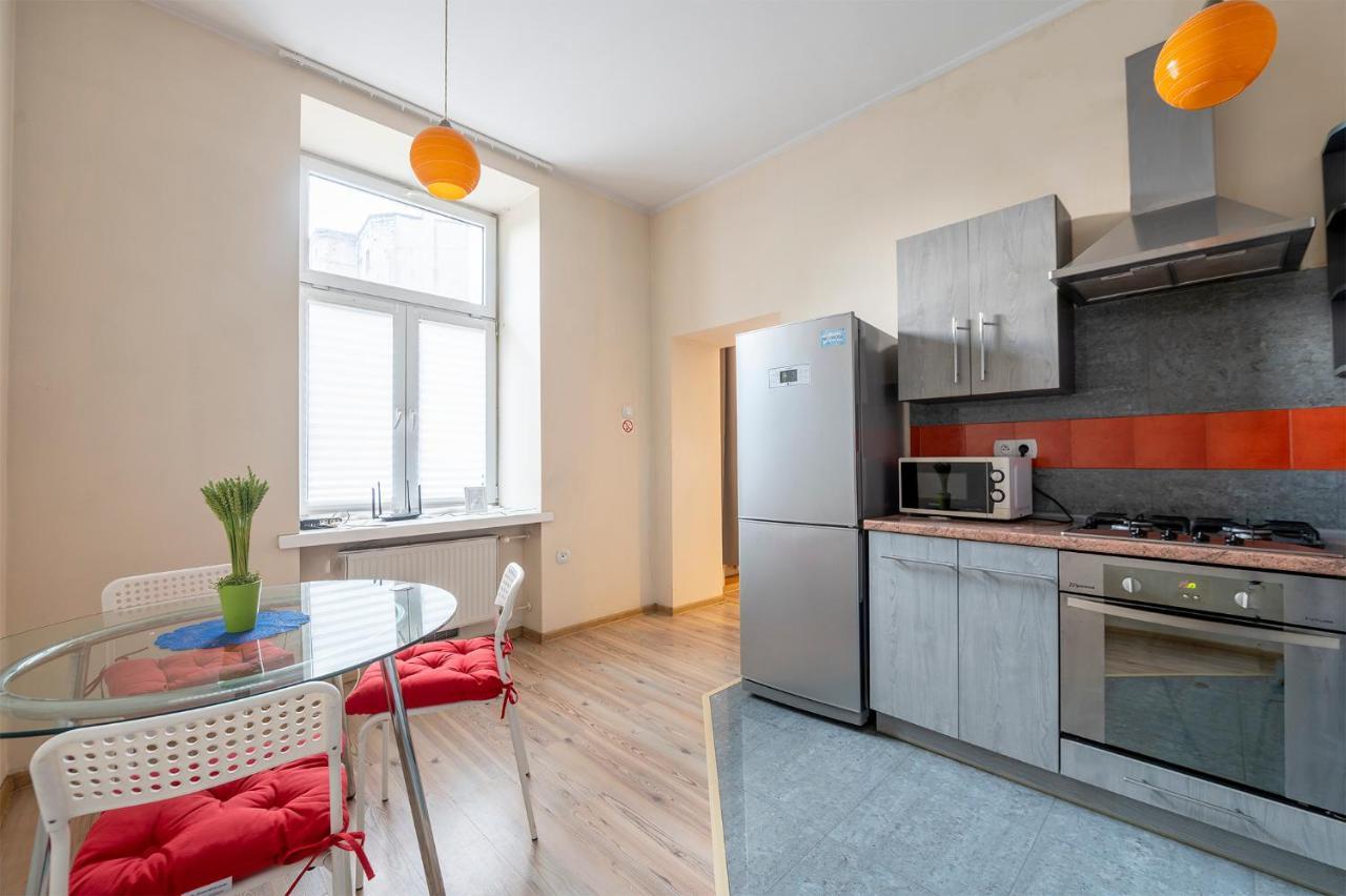 Essence Of Lodz-145M!Central-Secured-Comfy18Ppl!&Freeparking 외부 사진