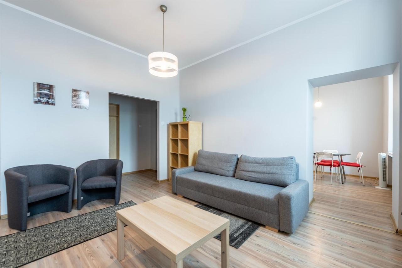 Essence Of Lodz-145M!Central-Secured-Comfy18Ppl!&Freeparking 외부 사진