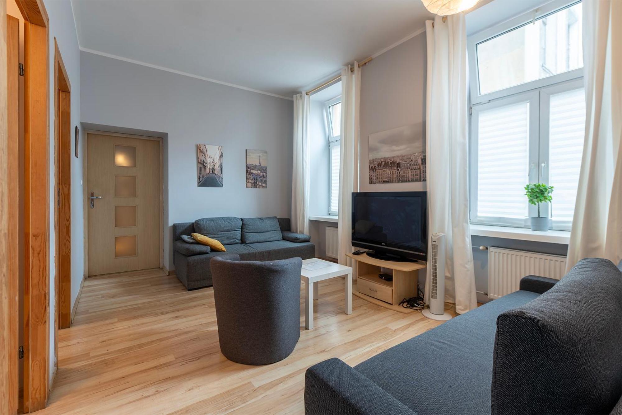 Essence Of Lodz-145M!Central-Secured-Comfy18Ppl!&Freeparking 외부 사진