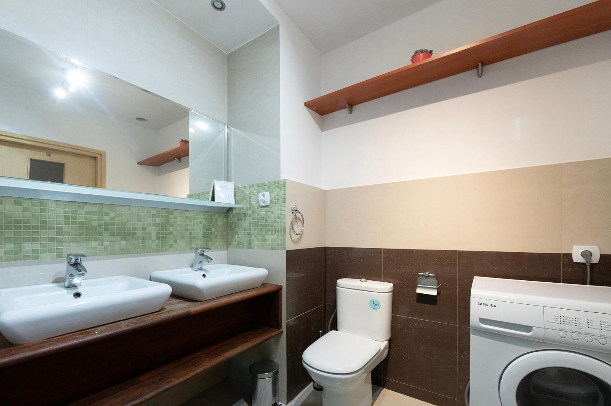 Essence Of Lodz-145M!Central-Secured-Comfy18Ppl!&Freeparking 외부 사진